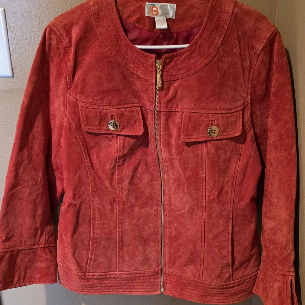 Women's Artesanal Leather Red Jacket